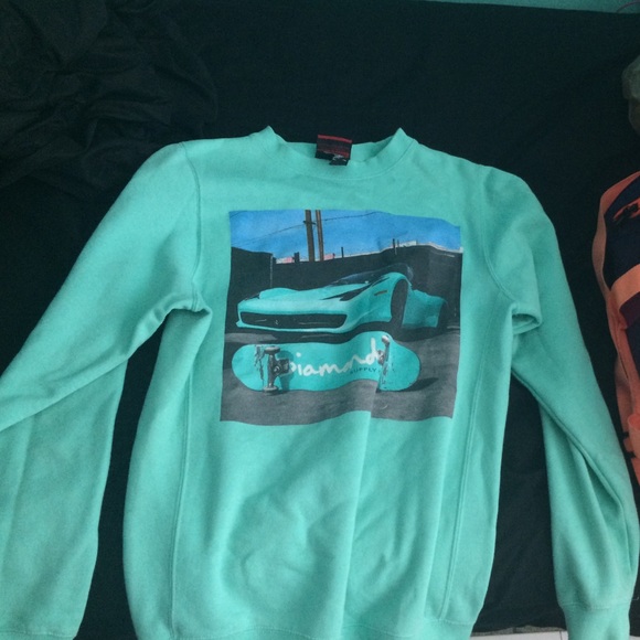 Diamond crew neck sweatshirt