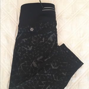 Lululemon Size 2 Crops