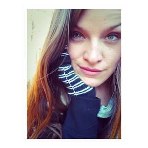 Meet your Posher, Holly