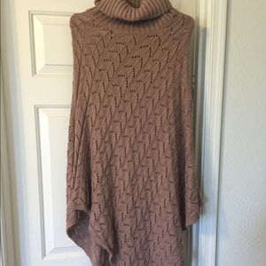 BCBG Poncho