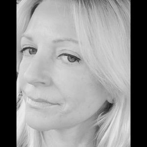 Meet your Posher, Laurie