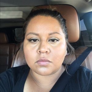 Meet your Posher, Araceli