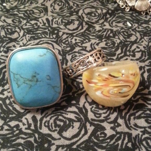 Set of 3 rings! Like new!
