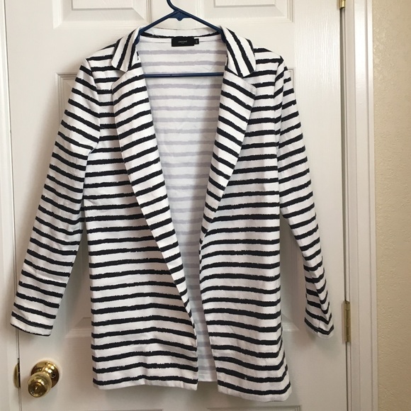 Striped boyfriend blazer