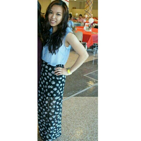 Chiffon Floral maxi skirt - Picture 4 of 4