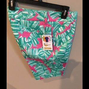 Ladies Loudmouth Bermuda Shorts size 8