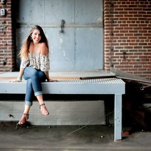 Meet your Posher, Carly