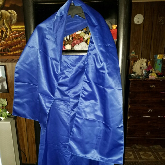 Woman's plus size prom dress with wrap. - Picture 4 of 4