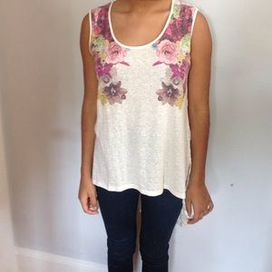 Printed top with lace back