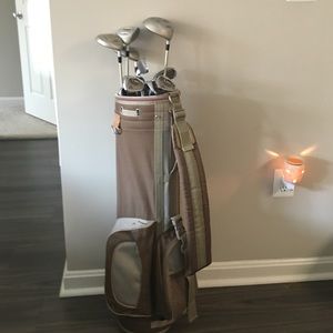 Women's Golf Clubs with Bag and Covers