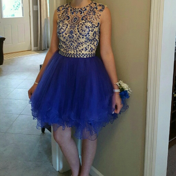 Homecoming dress - Picture 1 of 2