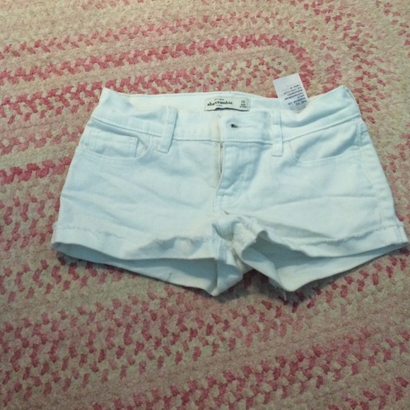 White Abercrombie kids shorts