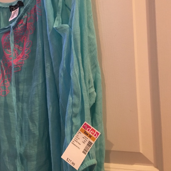 PLUS SIZE! - Picture 3 of 3