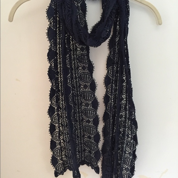 Cool navy blue scarf - LIKE NEW