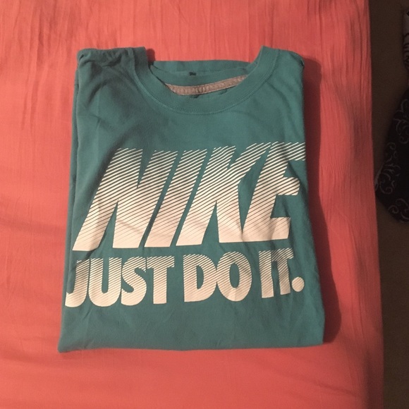 Men's Nike tee