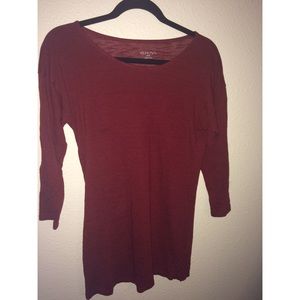 Half sleeve scoop neck