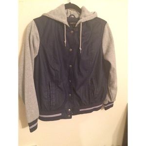 Athletic jacket