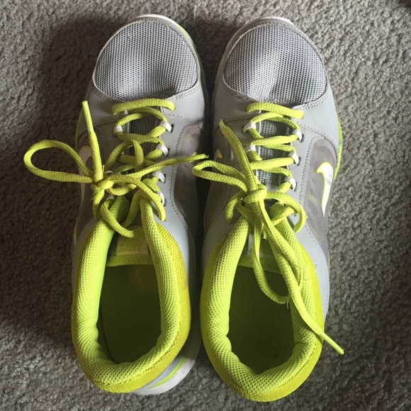 Nike Shoes - Picture 2 of 4