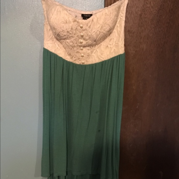 Dress - Picture 1 of 1