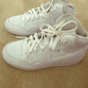 Nike woman's air force