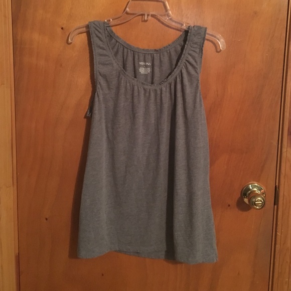 Gray sleeveless top