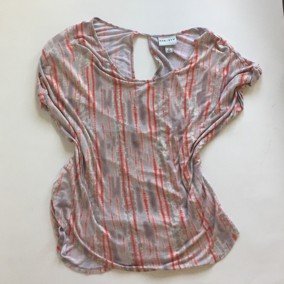 🌷👍😍 hip & cool flattering top 😉🌻👊🏻