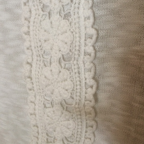 White lace sweater top - Picture 4 of 4