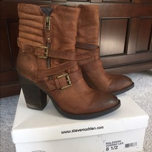 Steve Madden Raleighh boot