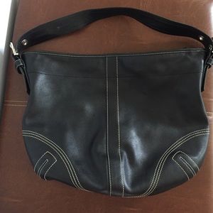 Coach shoulder bag - black