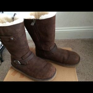 Uggs women Size 8.5