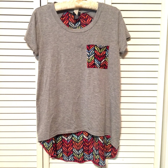 Rue 21 short sleeve top - Picture 2 of 4