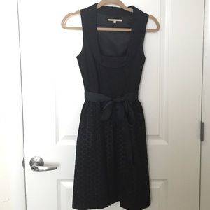 Polka dot dress with pockets