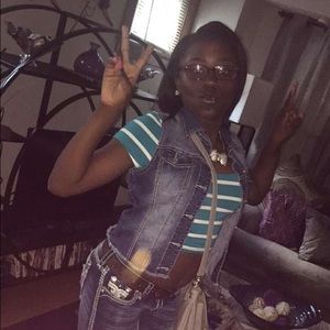 Meet your Posher, Brea