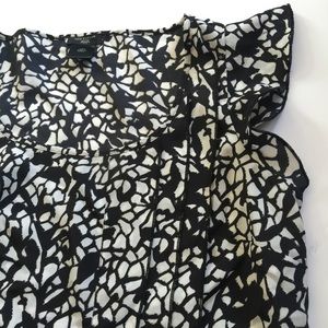 Ann Taylor black & white blouse