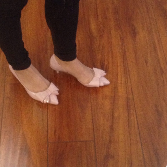 Shoe - Picture 2 of 4