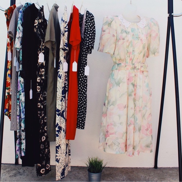 60's Floral Sun Dress with Belt and Lace Collar.