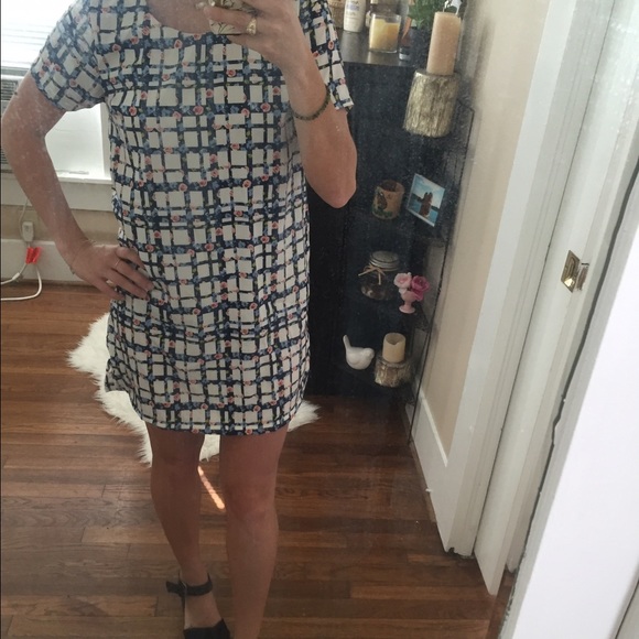 Floral shift dress