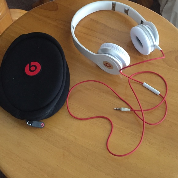 Beats solo headphones