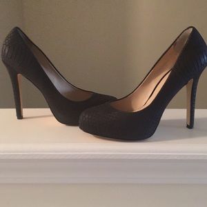 INC Black Pumps