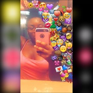 Meet your Posher, Myeshia