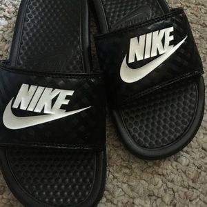 Nike slides