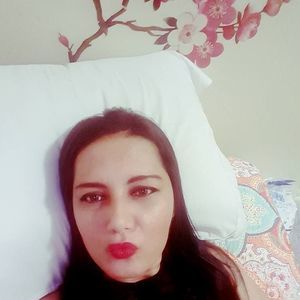 Meet your Posher, Sandra milena