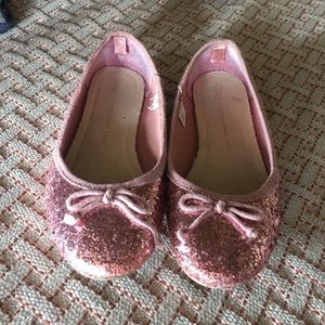 Girls pink glitter flats