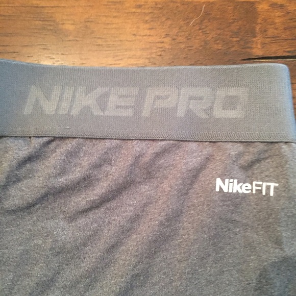 Nike Pro NikeFIT compression shorts - Picture 2 of 2