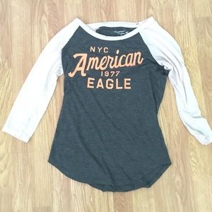 Stretchable Henley super soft, only worn TWICE