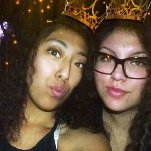 Meet your Posher, Denise