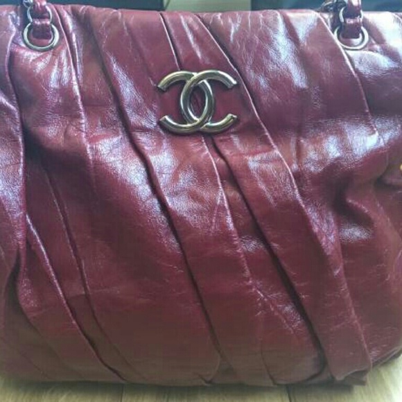 Chanel authentic purse