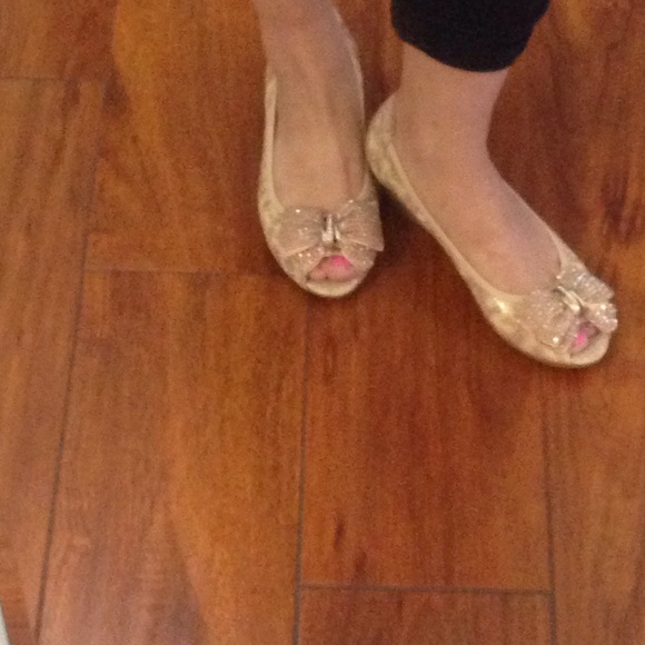Shoe
