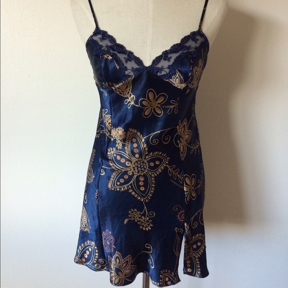 VS Sexy Elegant Lingerie Slip