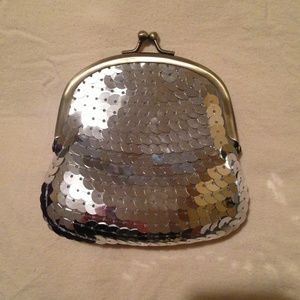 Metallic coin purse